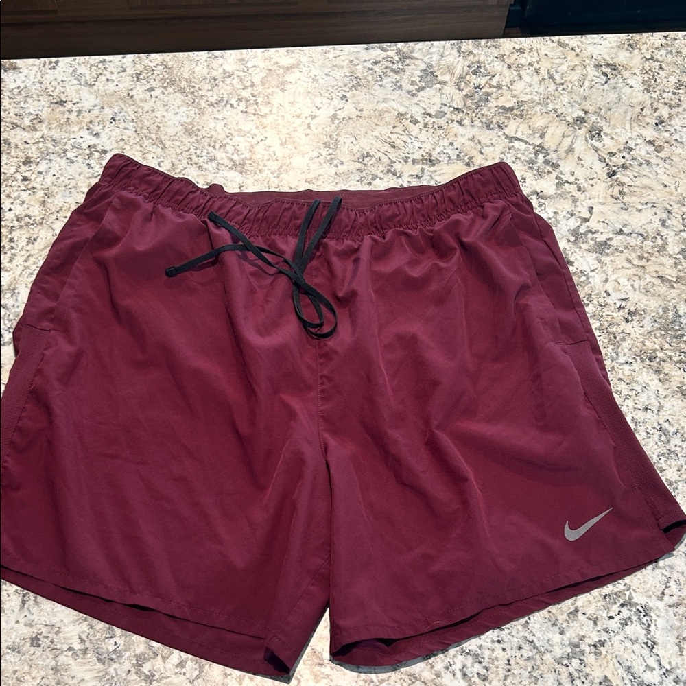 Nike Men's Maroon swim trunks with Black Drawstring